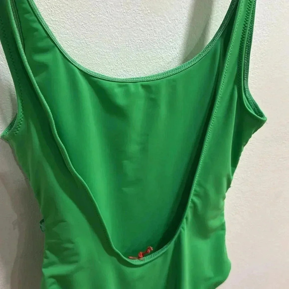 Solid & Striped - The Anne-Marie Belt in Parakeet Green - Sizes XS, S, L, XL - Picture 3 of 4